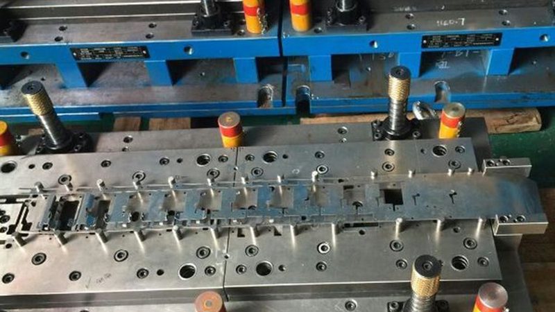 模具加工设备尺寸规格：如何精准匹配需求**