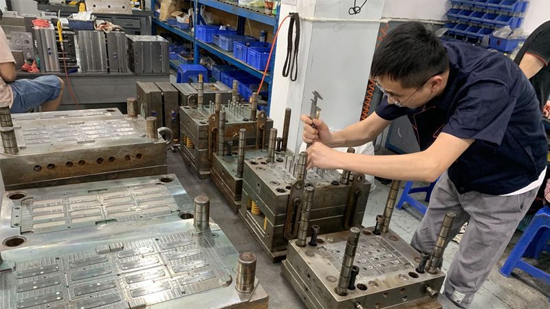 双色模具材质选择指南：揭秘材质选型的关键因素